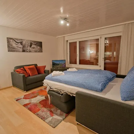 Daire Haus Arola, Hirle